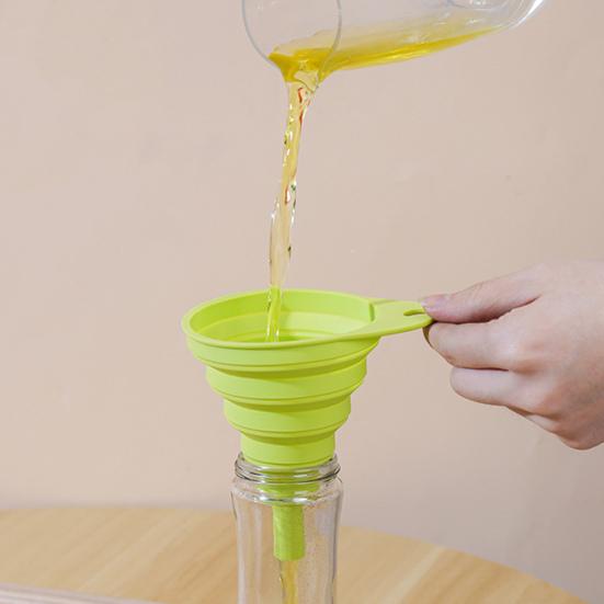 Kitchen Funnel Food-Grade Silicone Foldable Funnel Easy To Clean Collapsible Kitchen Funnel Bottles Vials Perfume Container