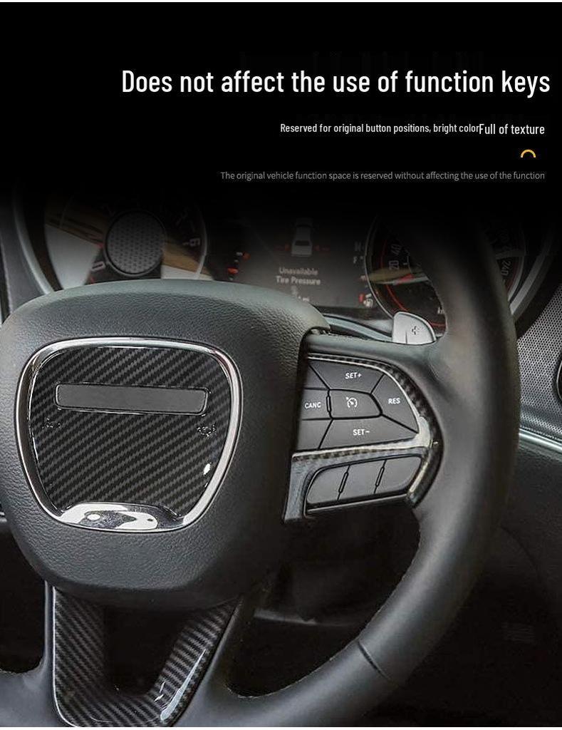 Samolepka na volant z uhlíkových vláken pro interiér Dodge Challenger 2015-2021