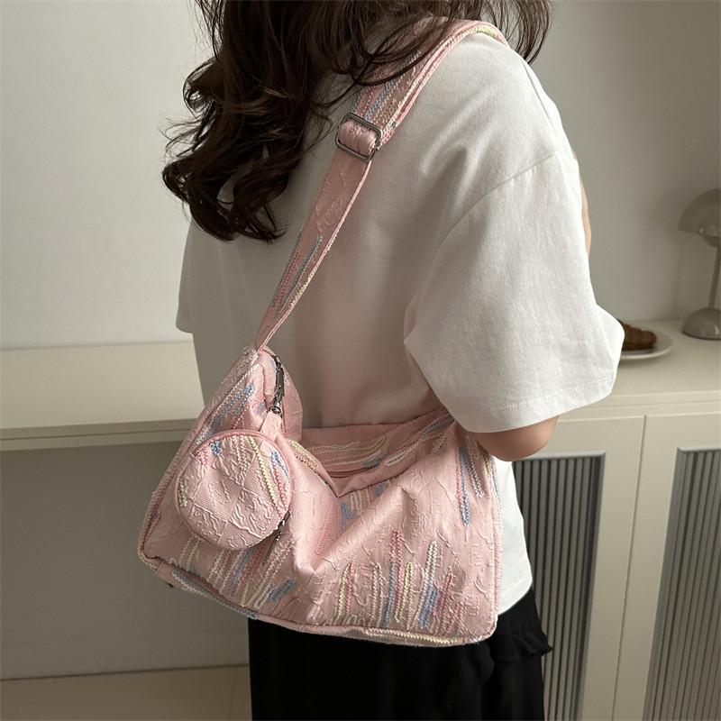 Trendy Large Capacity Tote Bag For Women Stylish Unique Design Summer Crossbody Purse