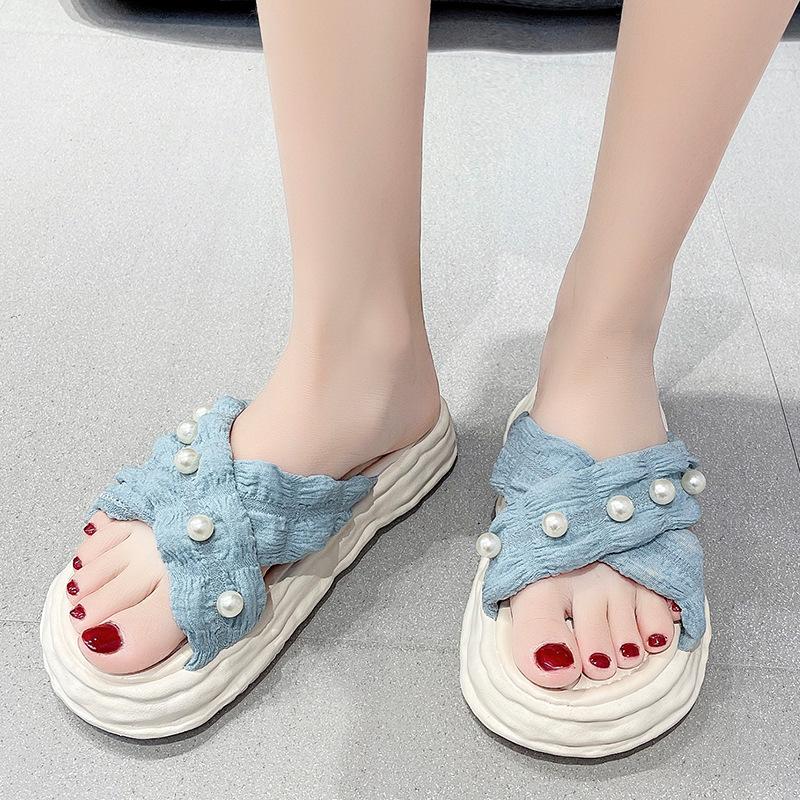 Slippers women's summer new outer wear trend fashion versatile platform beach one-word sandals tide
