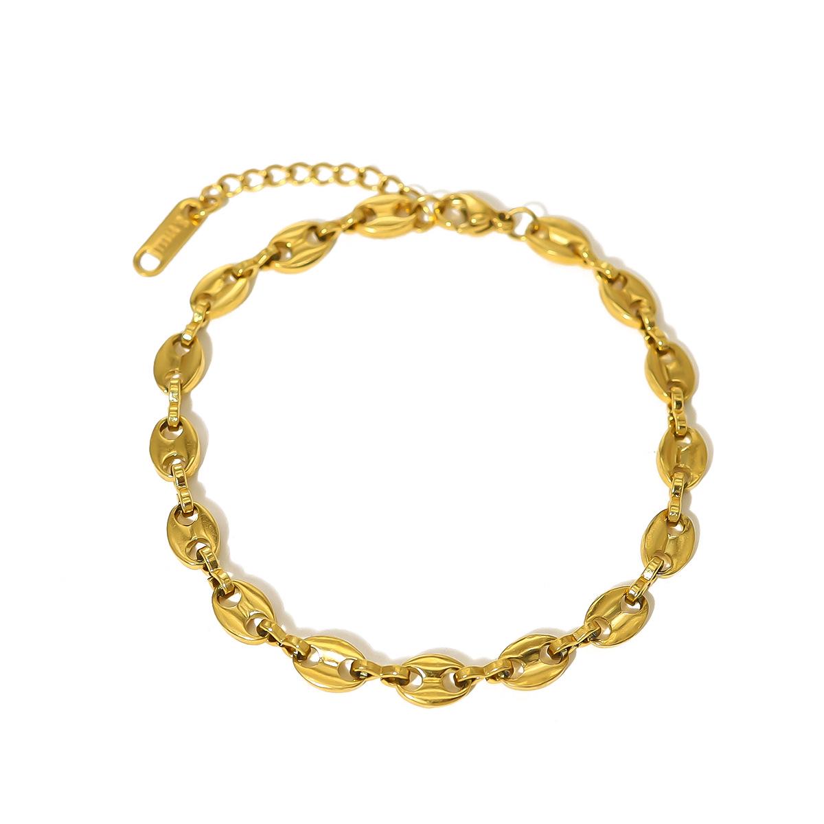Classic 18K Gold-Plated Pig Nose Bracelet: Exquisite, Colorfast, Light Luxury for Everyday Versatile Wear. 18K