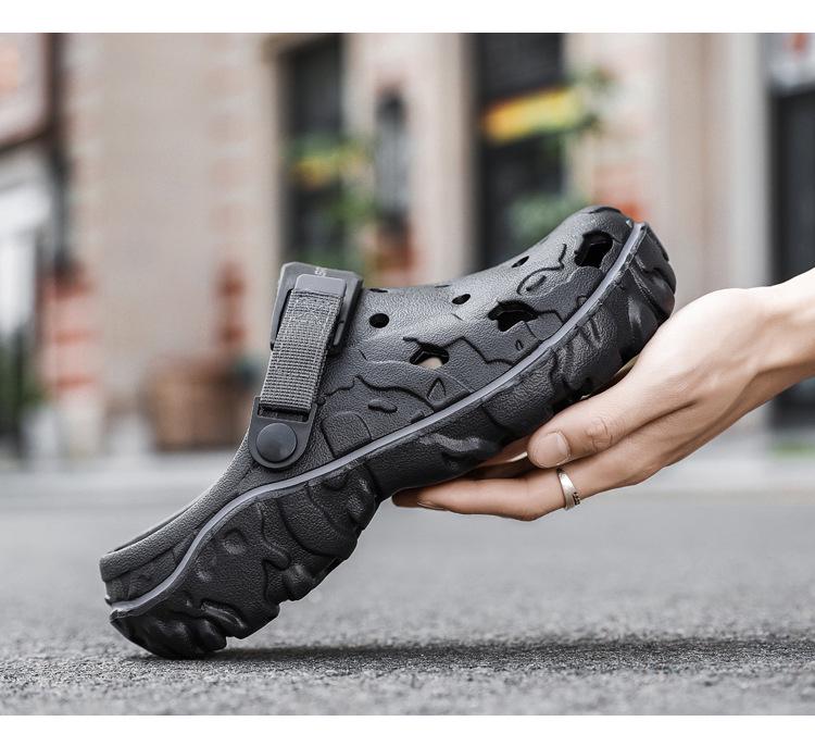 Men's Plus Size Lightweight Closed-Toe Beach Clog Sandals