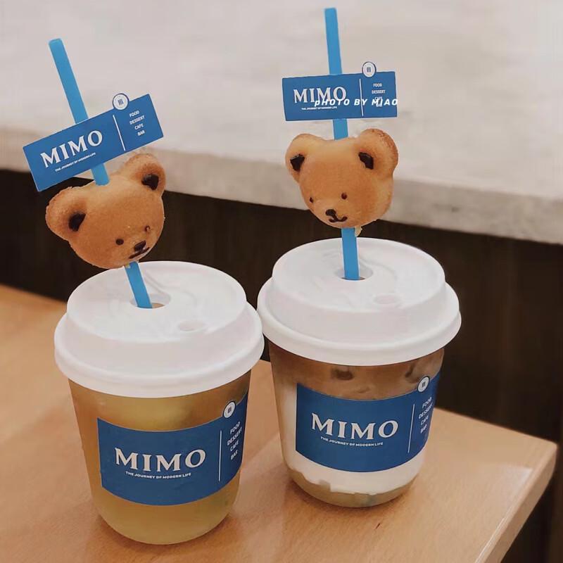 Disposable U-Shaped Plastic Cups with Flip Lids