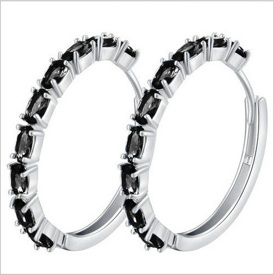 European & American Fashion Zircon Ear Cuffs: Versatile, Stylish Egg-Shaped Earrings for Women’s Street Style