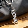 Langlebiger Schlüsselanhänger LOVE Schlüsselanhänger für Rucksäcke, Legierung Buchstabe Auto Metallhalter, Handtaschen-Anhänger, Romantisches Valentinstagsgeschenk