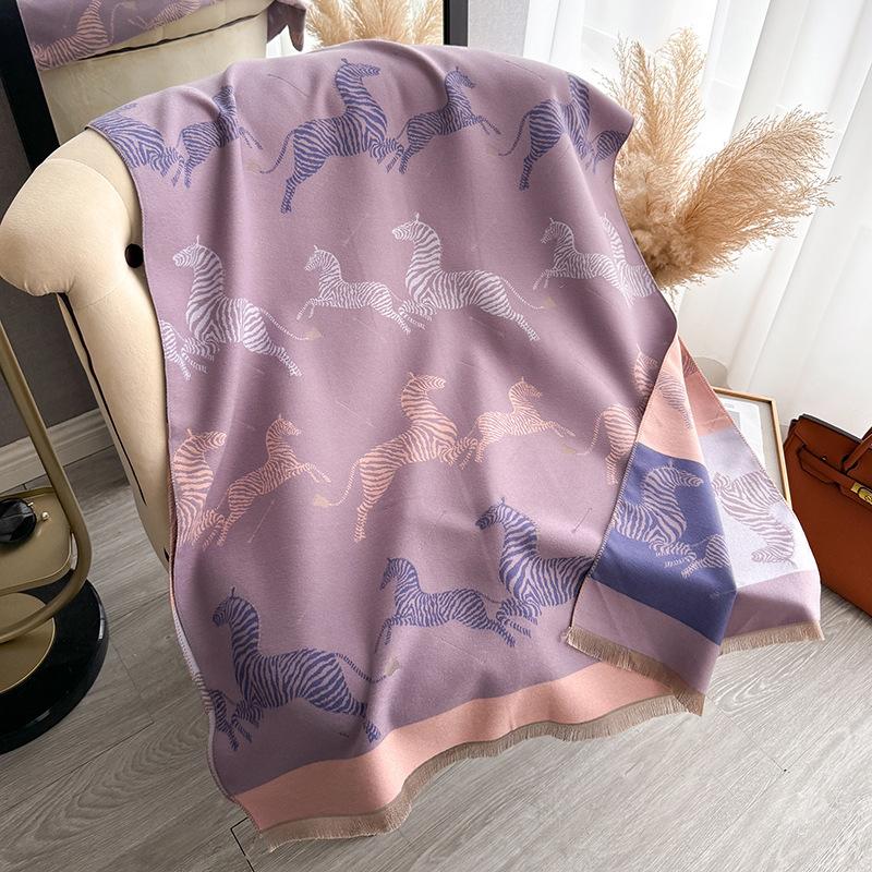 Korean Version Of Fashionable Versatile Zebra Contrasting Scarf Thickened Shawl High-End Cloak Scarf
