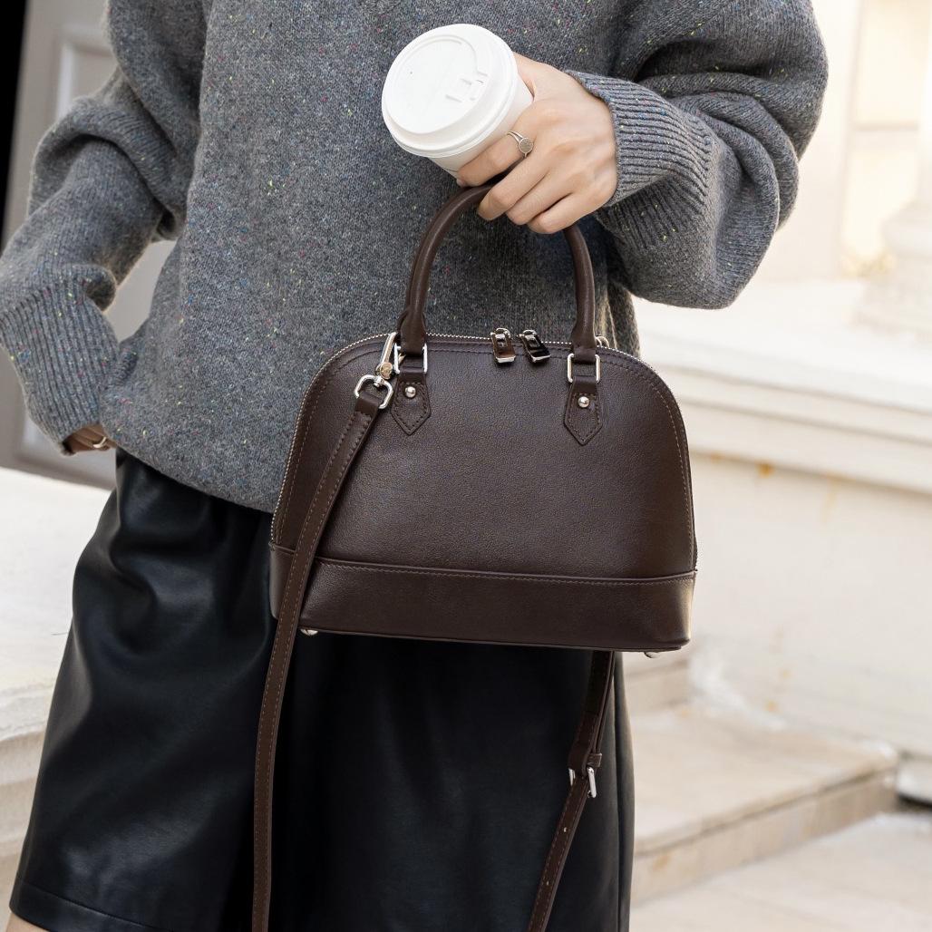 

Retro Tanned Cowhide Shell Bag Women s New Genuine Leather Shoulder Crossbody Bag Fashionable Niche Bowling Bag High-end Feeling 25x9x18cm