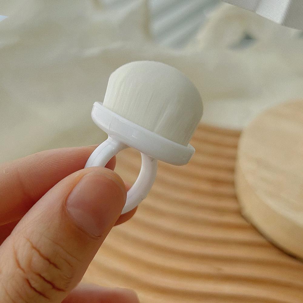 Dust Ring Brush Nail Art Front and Back Edge Portable Dust Cleaning Sweep Dust Finger Button Fine Soft Brush Tool