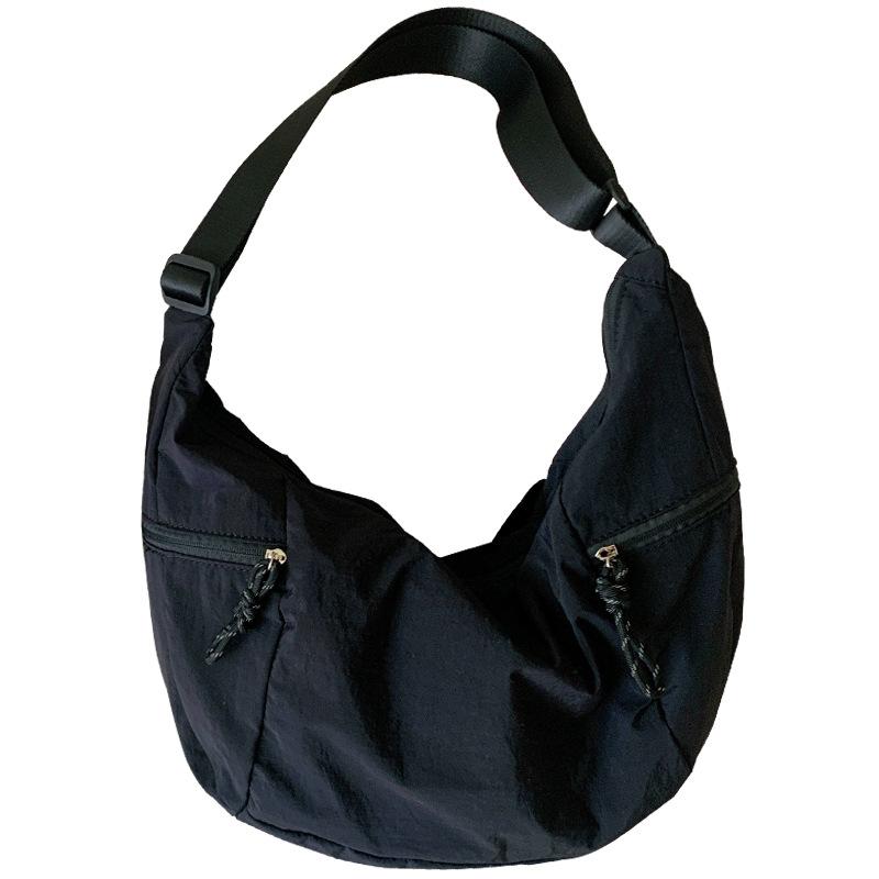 Lässiger Stil Nylontasche für Damen Neue Crossbody Knödeltasche Modisch Leicht und Vielseitig Pendler Große Kapazität Schultertasche