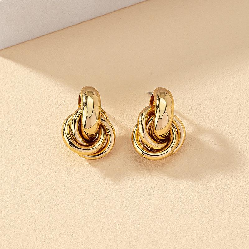Multi-Layer Geometric Twisted Hoop Earrings Wind Gold Circle Design Unique Fashion Versatile Earrings золотой