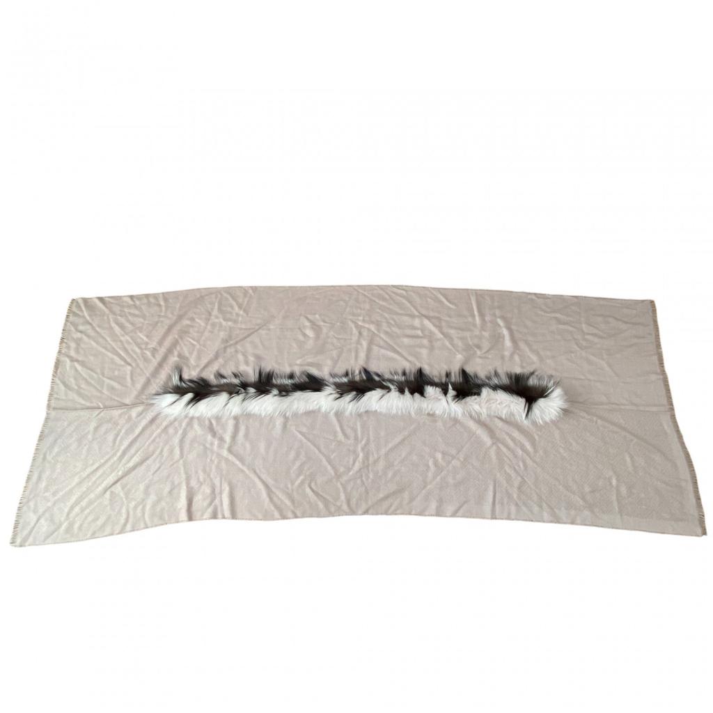 Użyty FENDI Szal różowo-beżowy wełna/Lis Kobiety