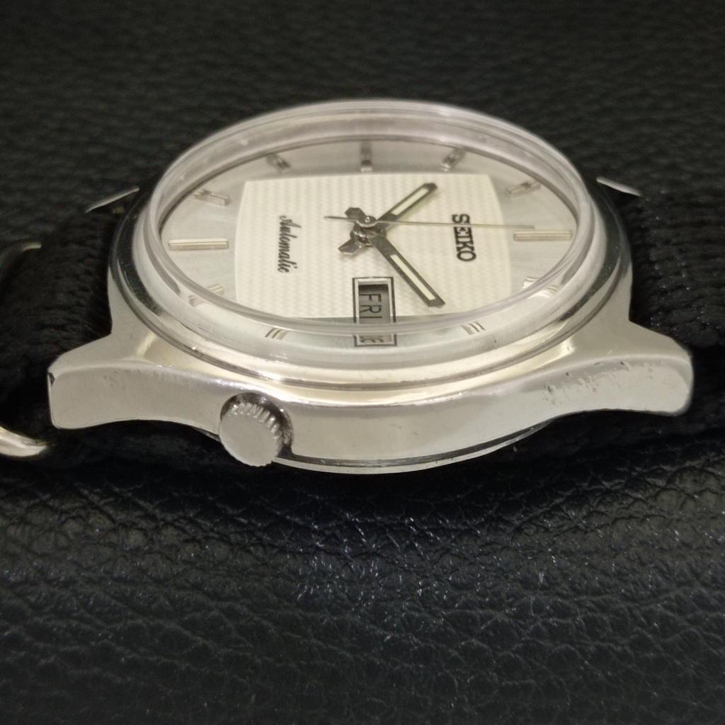 VINTAGE SEIKO AUTOMATIC 7009A JAPAN MENS SILVER COLOR DIAL WATCH A701449-5 R206b-a701449