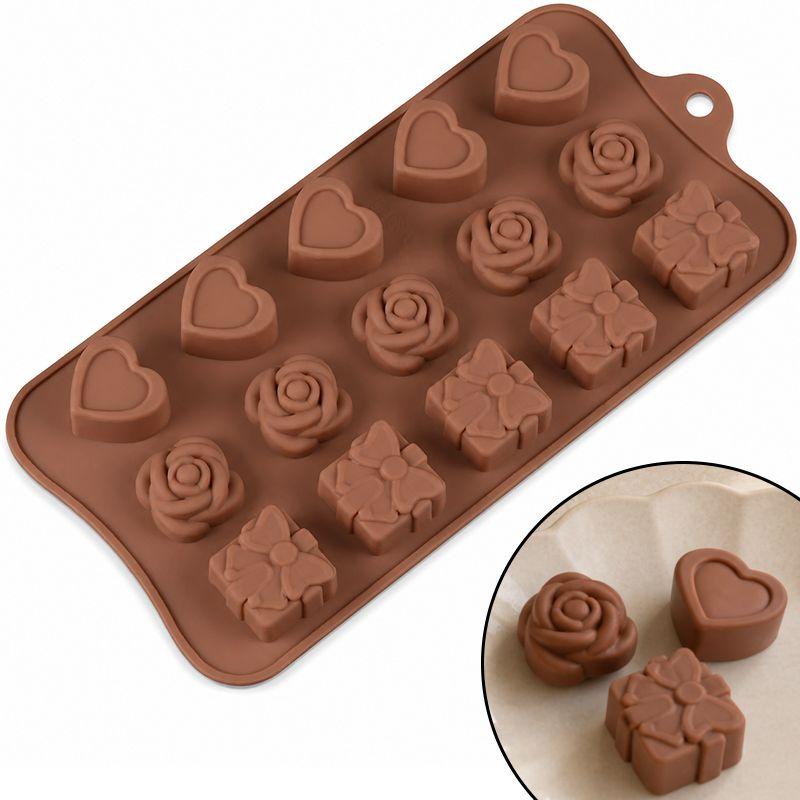 Silicone Chocolate Mold Set 15 Cavities Heart Rose Gift Shape Flexible Reusable Baking Mold 21.5 x 10.4 x 1.5 cm Brown