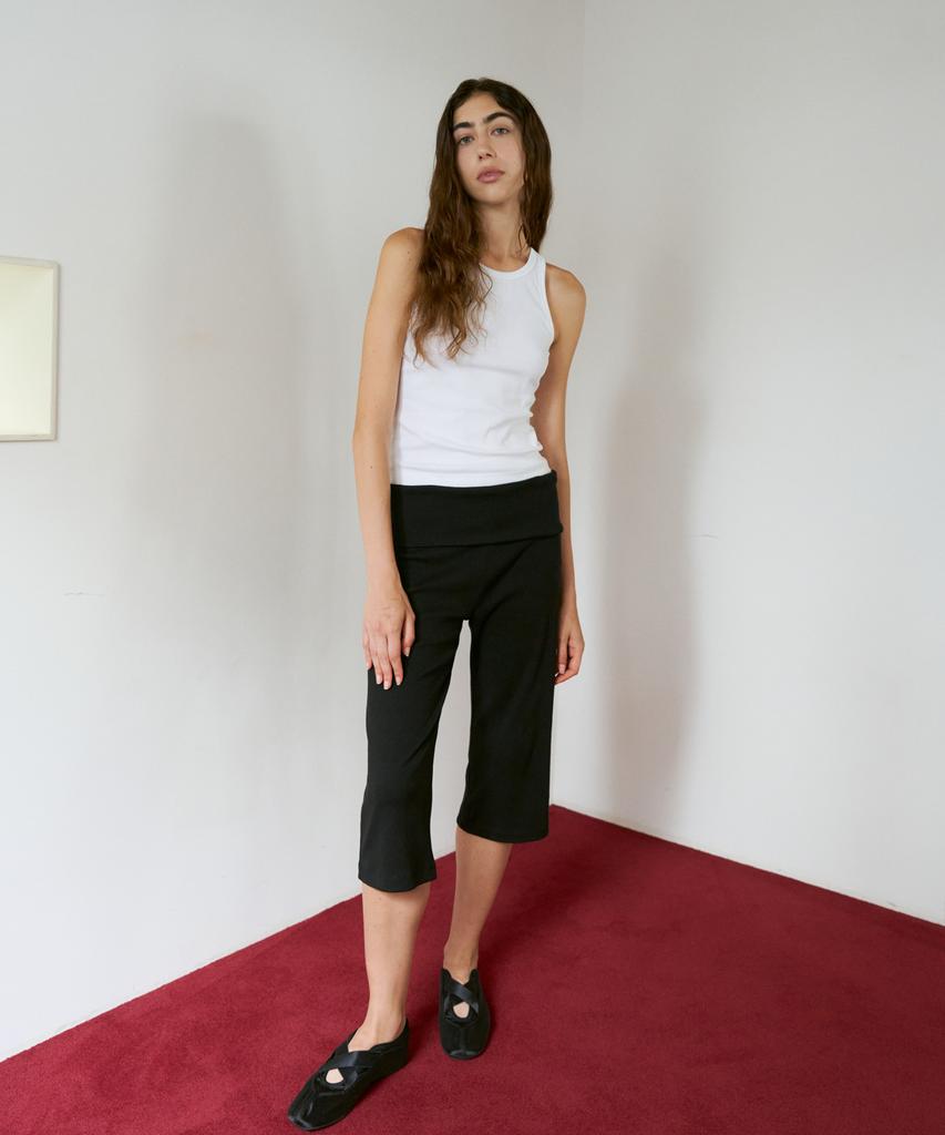 38COMEONCOMMON Rib Knit Capri Pants (Black)