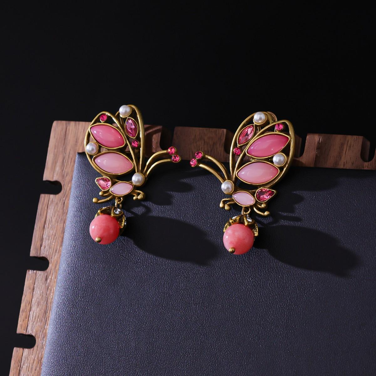 Retro Elegant Butterfly Earrings, Niche Temperament Design Earrings, Medieval Natural Stone Stud Earrings