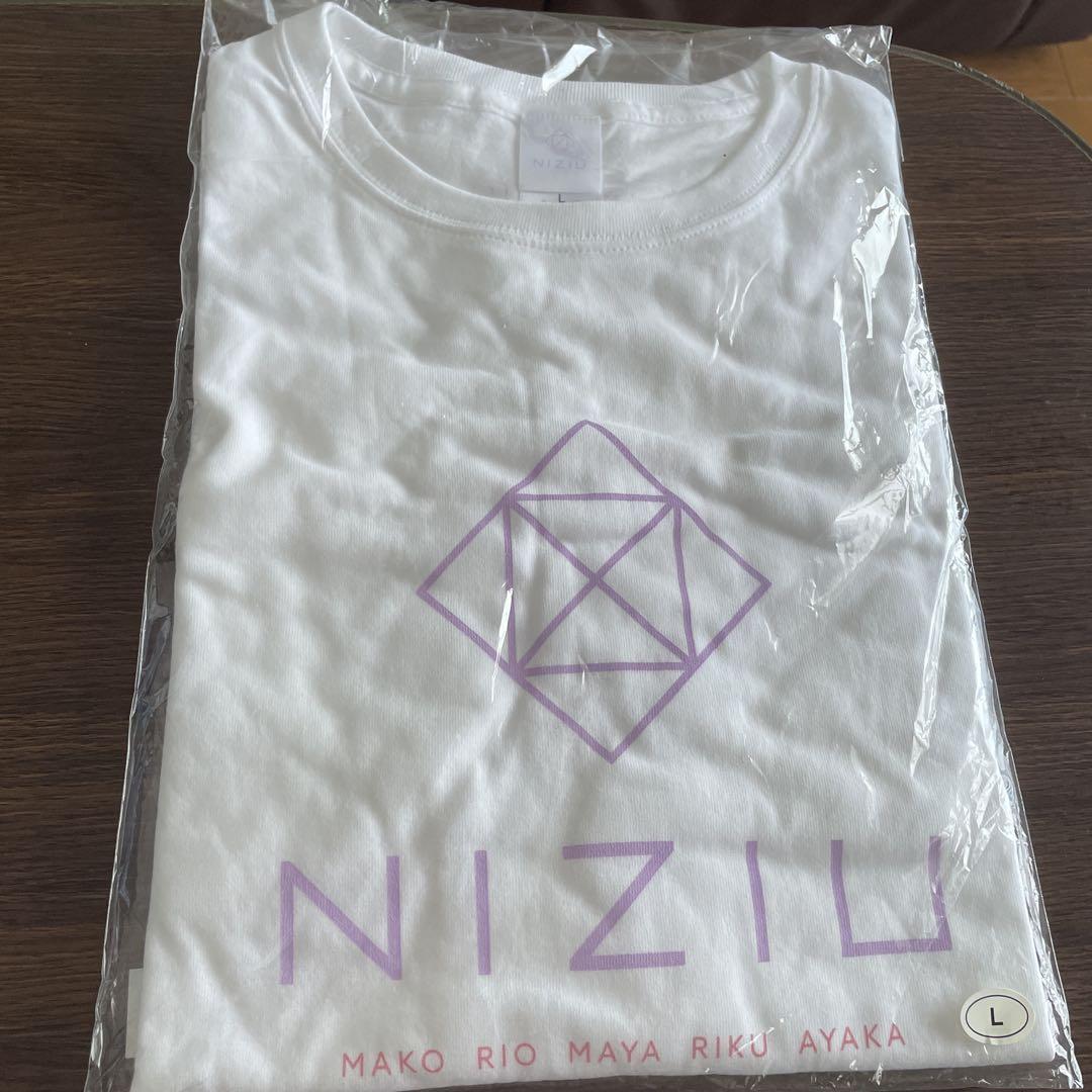 

[USED] NiziU T-shirt Make you happy L size