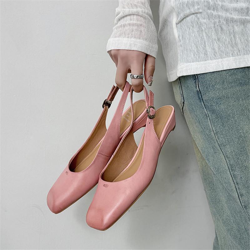 Fashion New Genuine Leather Summer Sandals Square Toe Sandals for Women Low Heels Fashion Retro Cover Toe Sandal Ladies Shoes Women