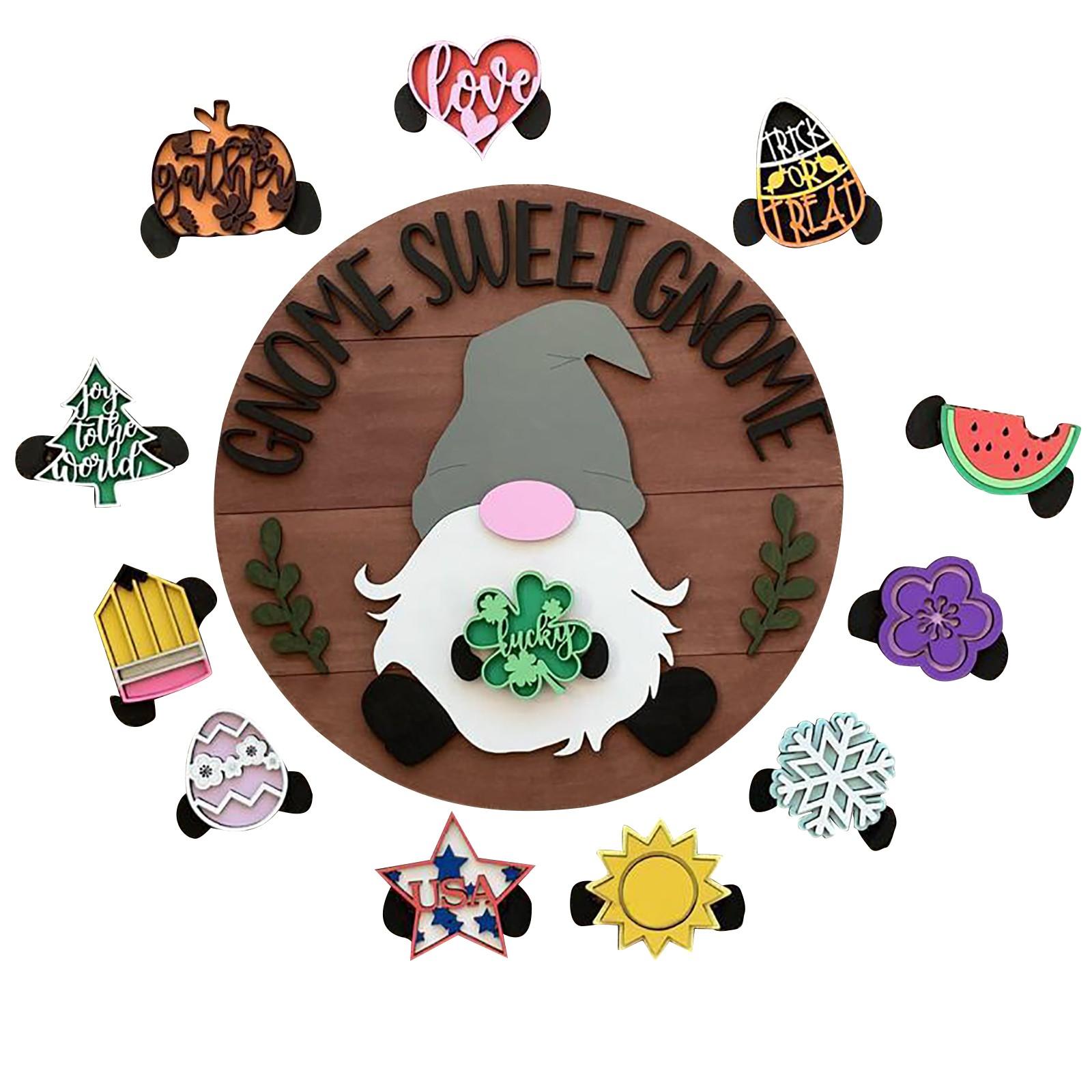 

Приветственная табличка на дверной вешалке Gnome со сменными праздничными деталями для подарков