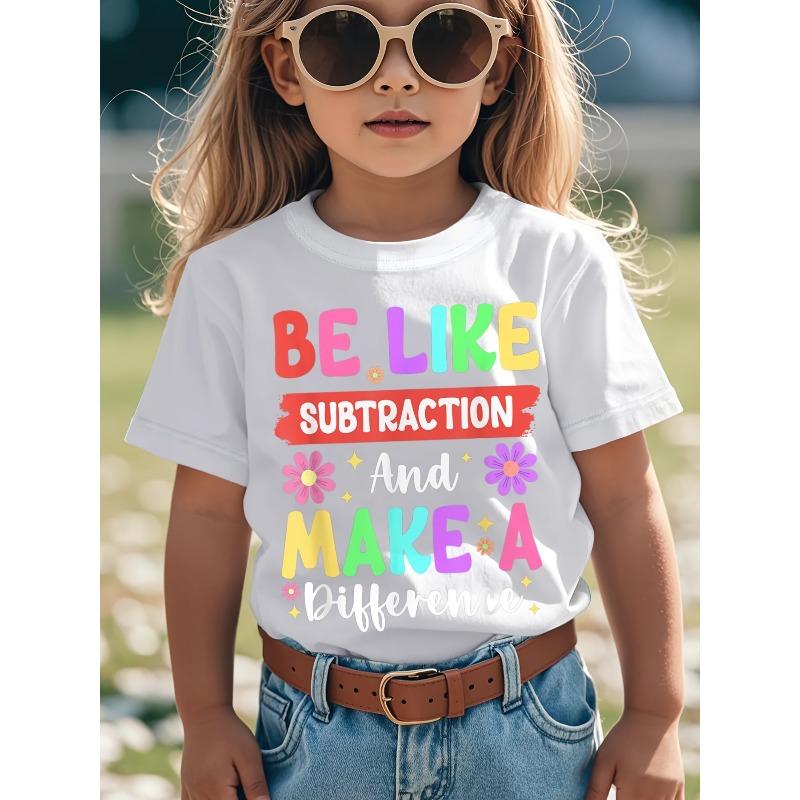 Tailles européennes T-shirt graphique pour enfants sur le thème des mathématiques « Sois comme la soustraction & Fais la différence » - Design coloré - Inspiré