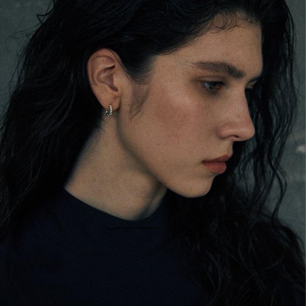 VERTE 925 Silver Bout Earring   deux.Silver.195