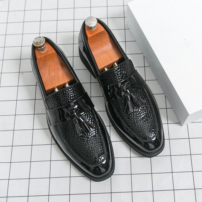 Men's shoes large size fringed leather shoes men's four seasons new foot cover business dress business leather shoes