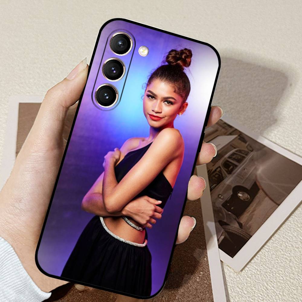 Zendaya Coleman Phone Case For Samsung Galaxy S21 S22 S23 S24ULTRA S25ULTRA FE Ultra Plus5G A52S S26 Soft Cover