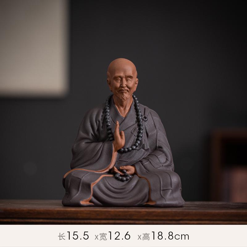 Ceramiczne przedmioty dekoracyjne w stylu zen autorstwa Mistrza Hongyi, posąg postaci historycznej Li Shutong oraz przedmioty dekoracyjne do ent