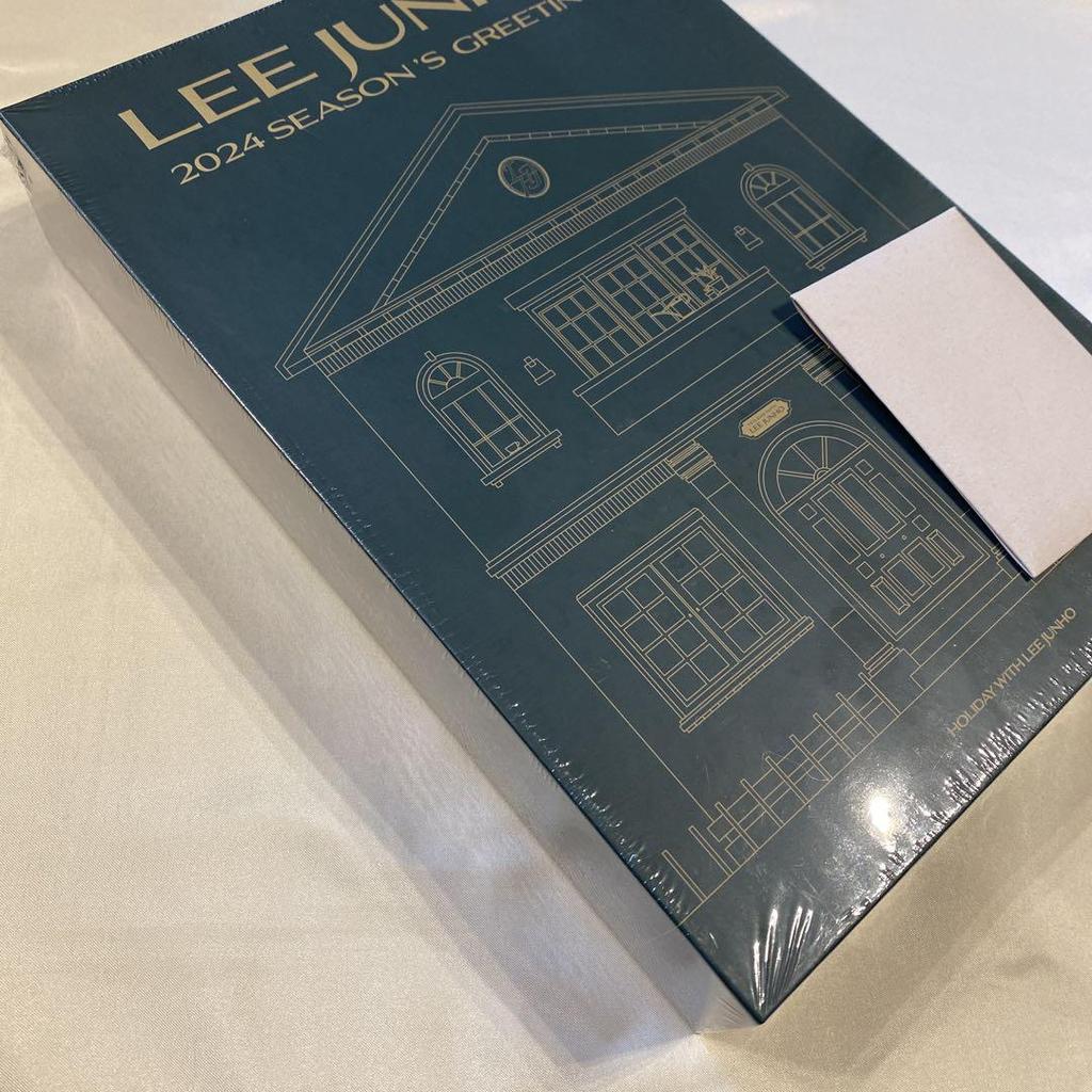 [USED] 2PM Junho 2024 Season's Greetings (with Bonus)