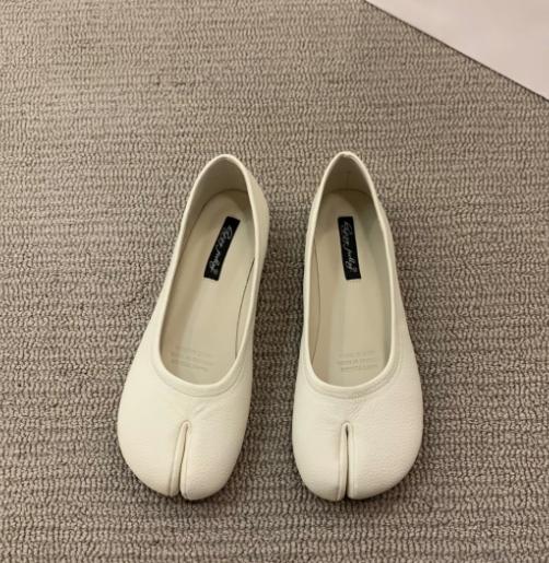 Fashion Bailamos Women Split Toe Fur Slippers Tabi Ninja Slip On Flats Round Toe Shallow Lazy Boat Slingback Mules Shoes Soft Warm Loafe