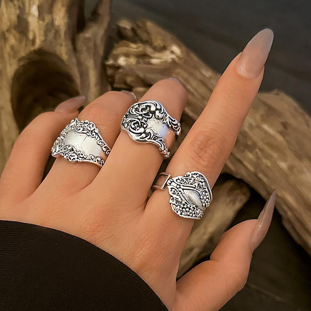 Ingemark 8Pcs Vintage Silver Color Adjustable Open Rings for Women Goth Carved Flower Metal Rings Engagement Wed Jewelry Gift