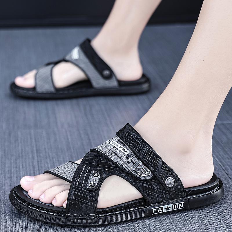 Fashion Leisure Beach Holiday Slippers Men Sandals Summer Male Shoes 2025 New Outdoor Sneakers Male Retro Comfortable Casual Sandal Mens
