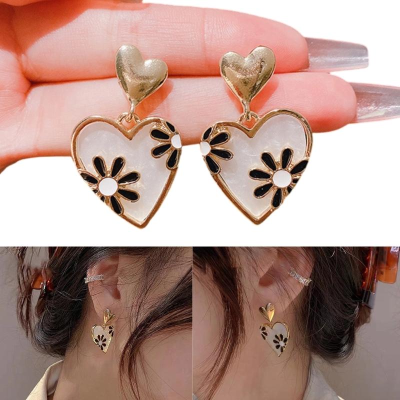 Floral Heart Shape Earrings Dainty Spring Design Comfort Fit Alloy Ear Accessories for Daily Wear
