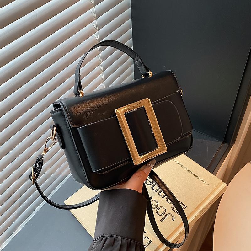 

2020 new Korean version trendy temperament fashionable oblique shoulder bag solid color belt decoration retro portable small square bag чёрный