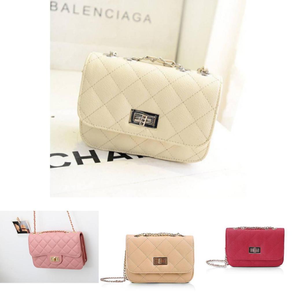 Trendy Hollow Chain Crossbody Bag With Lock Closure For Women