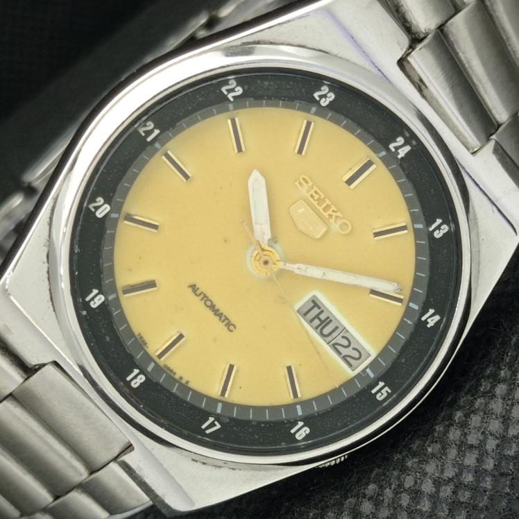 

Б/У винтажные мужские часы SEIKO 5 AUTO 7009A из Японии с оригинальным циферблатом 608b-a315315-2 SKU608b-a315315