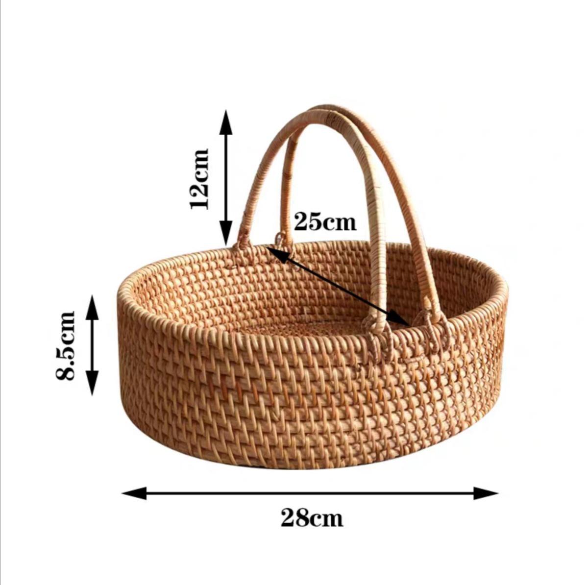 

Wicker Picnic & Storage Basket for Outdoor & Home Use: Handheld Fruit, Bread, and Camping Props Basket for Countryside Adventures