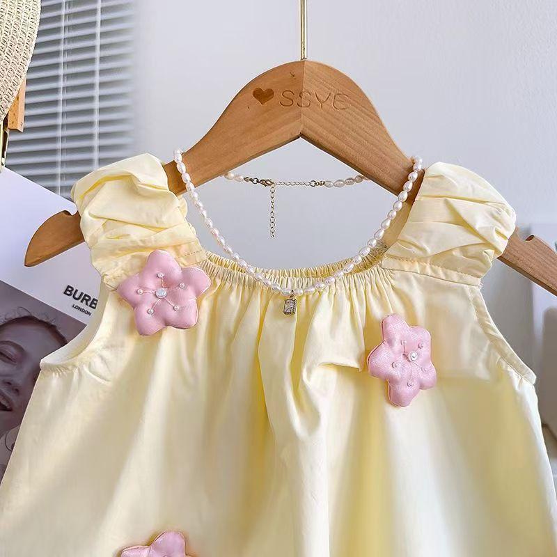 Girl's Three-dimensional Flower Bud Set Summer Cute Sleeveless Top and Shorts Two-piece Set