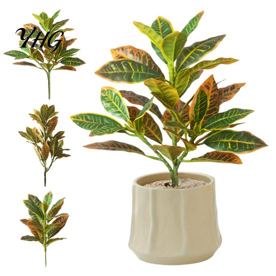 Artificial Botanical Decor for Living Space Banyan Tree Branch, Realistic Green Ivy Plant Home Office Decor, Decorative Plants Bedroom Nightstand