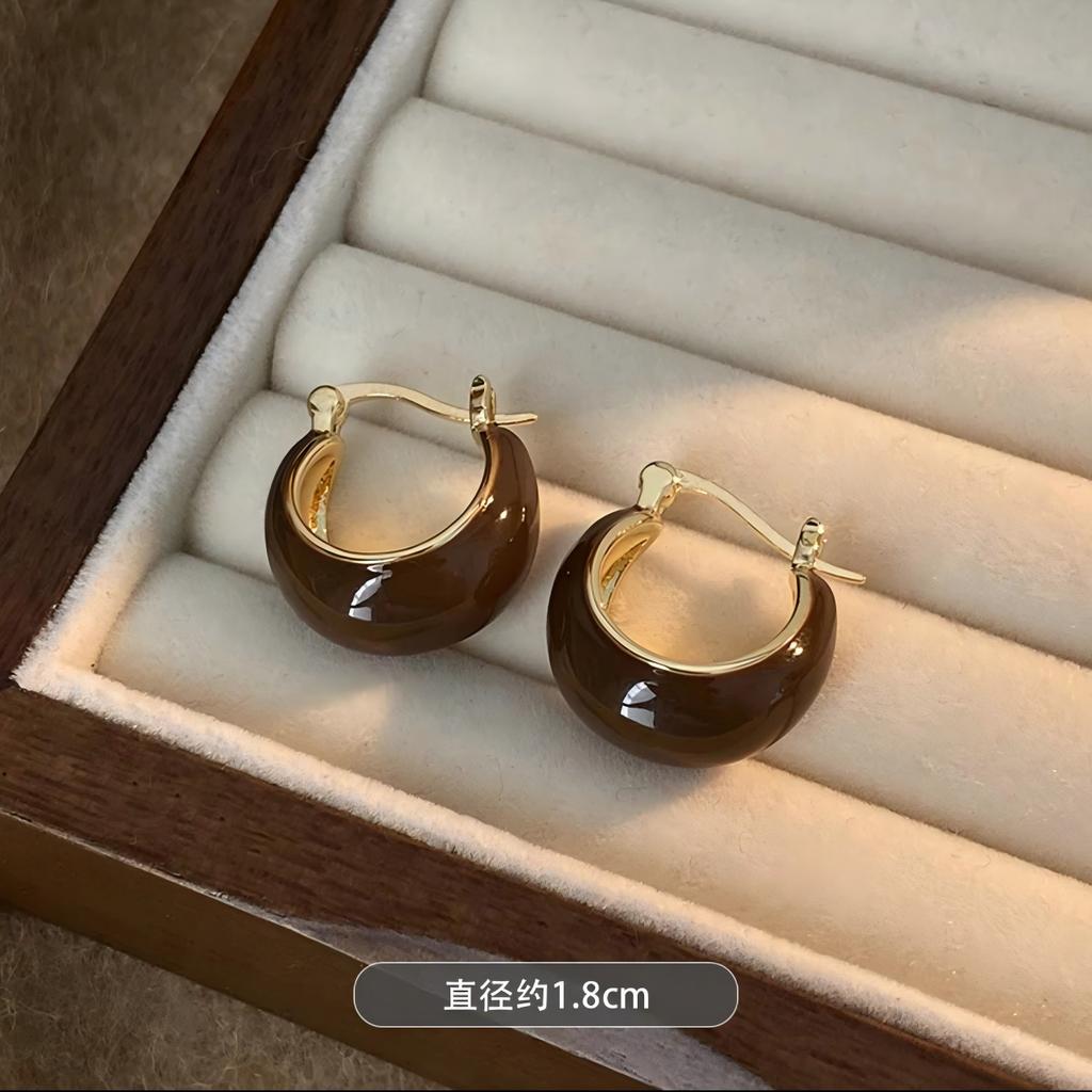 Japan And Korea Maillard Retro Autumn And Winter Women'S Stud Earrings Design Temperament High-End Earrings Factory