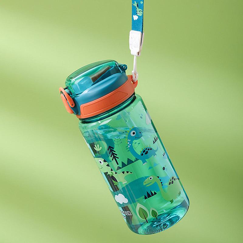 600 ml Kreskówkowy Dziecięcy Plastikowy Kubek ze Słomką Letni Studencki Kubek ze Słomką Przenośny na Zewnątrz Kreskówkowy Bidon Butelka na Wodę