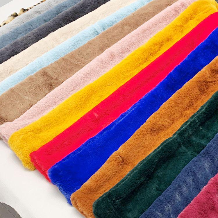 

Женское пальто из новой овечьей шерсти 2025 года с пушистым капюшоном - Толстое на флисовой подкладке, короткое, для осени и зимы S (40-48 kg)