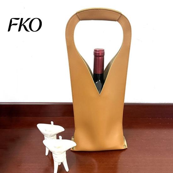 Single Wine Carrier Faux Leather Tote Bag, Portable Pouch, Waterproof Durable Bottle Holder Protector Sleeve for Champagne Beer Bag