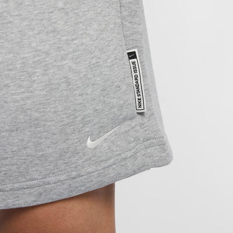 Nike Dri-FIT Standard Issue Breathable Quick-Dry Knitted Solid Color Comfortable Versatile Basketball Shorts Men Shorts Gray FZ0217-063