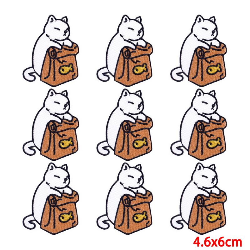 10 Pcs/lot Wholesale Embroidery Patch Iron On Patches For Clothing Patches On Clothes Jackets Decor Applique Sew Supplies