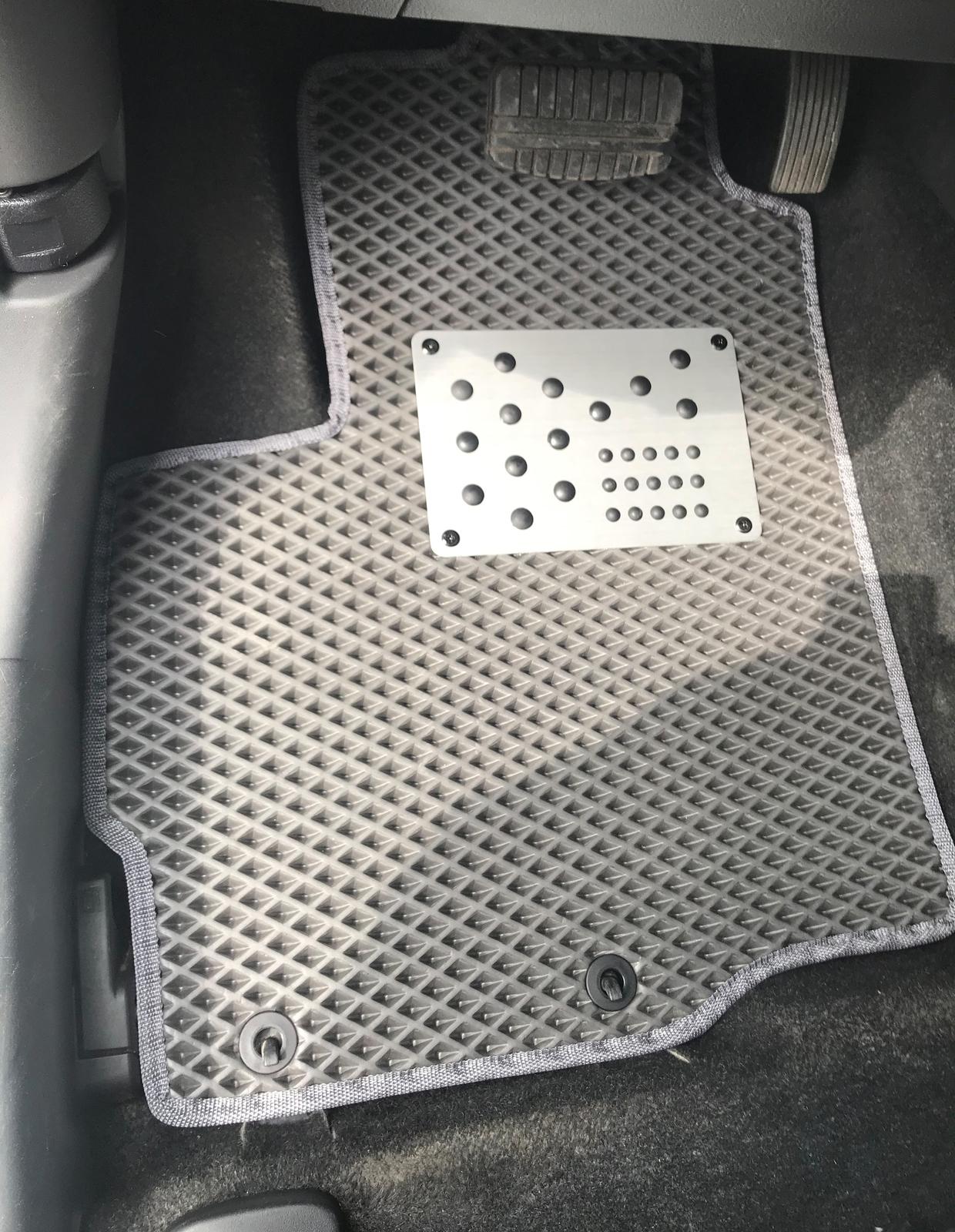 

Килимки EVA (чорний) для Mitsubishi Eclipse Cross