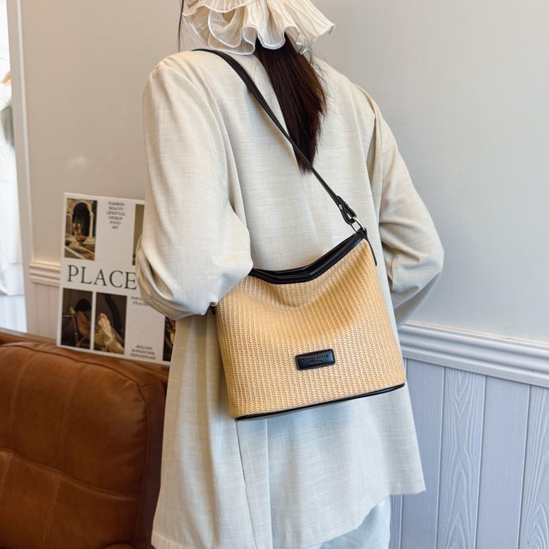 New Bag Women's Fashion Shoulder Bag Large Capacity Versatile Messenger Bag