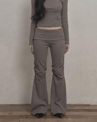 Faldas y pantalones para mujeres – Pantalones y bermudas