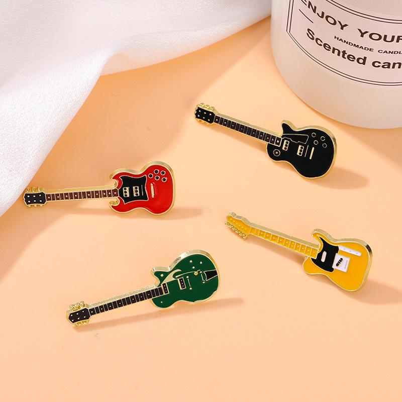 Vintage Guitar Metal Badge: Music-Themed Brooch for Clothes & Bags