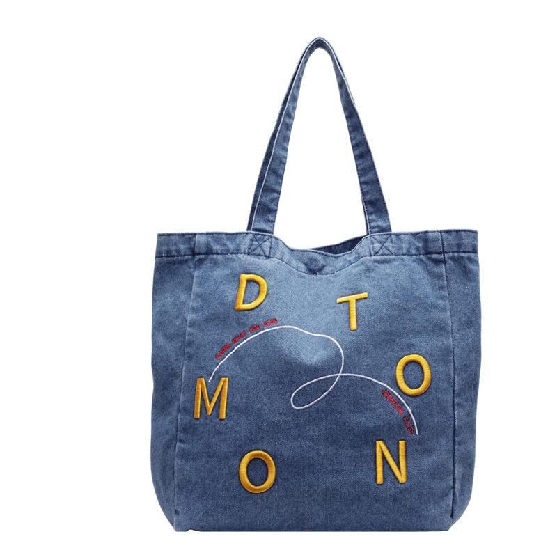 

Новая джинсовая сумка-тоут, простая вышивка, корейская версия Tide. светло-синий