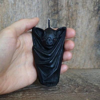 Resin Silicone Mold 1pc Blood-sucking Bat DIY Goth Party Decorations for Home and Office Desktop Display - Easy To Make Resins